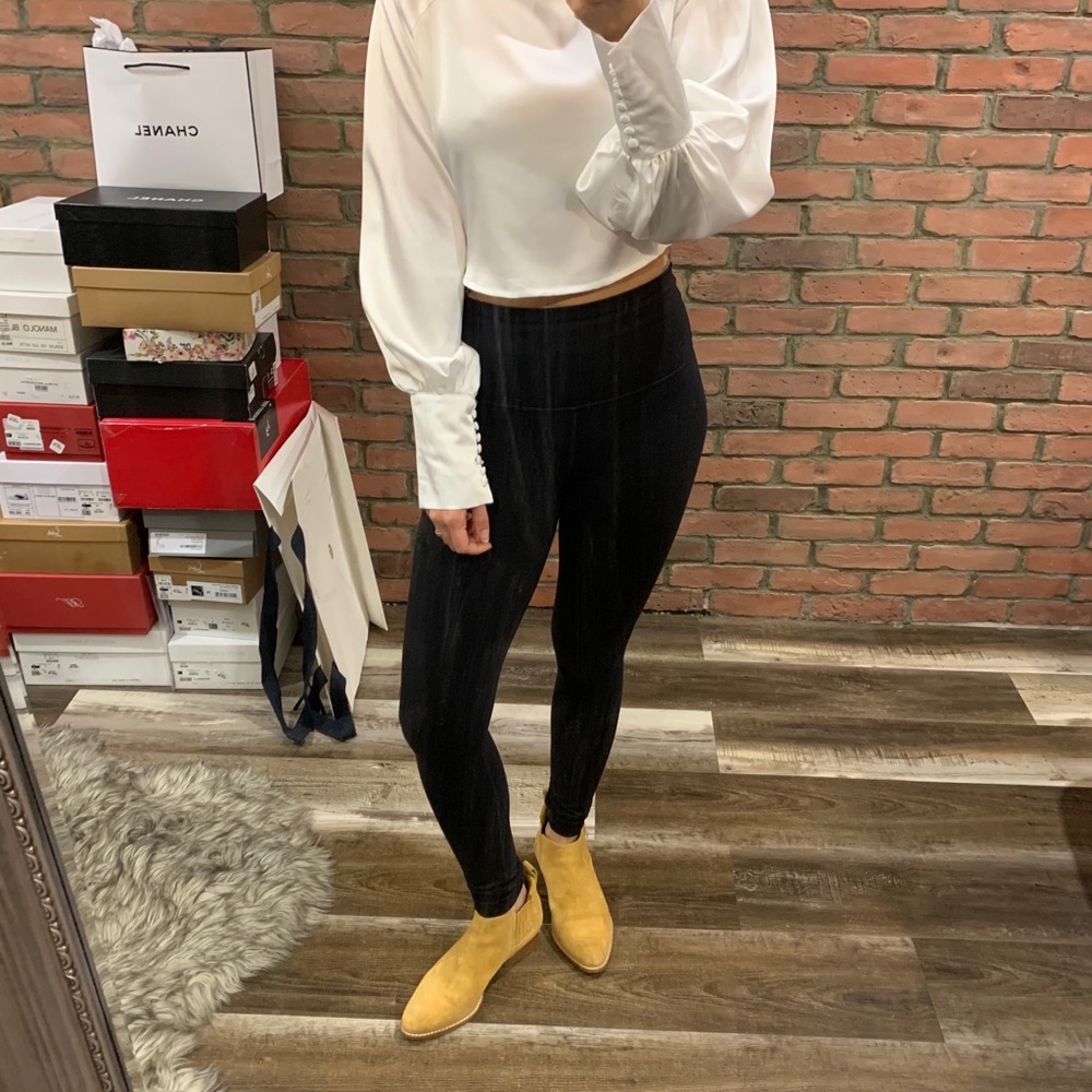 Missguided Silky Crop Top - Picture 2 of 5